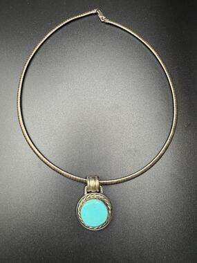 Vtg Turquoise and Sterling Silver 925 Pendant Omega Chain Choker Necklace Italy